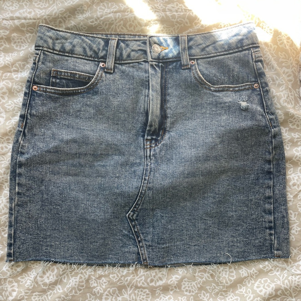 wildfable Medium mini denim skirt.